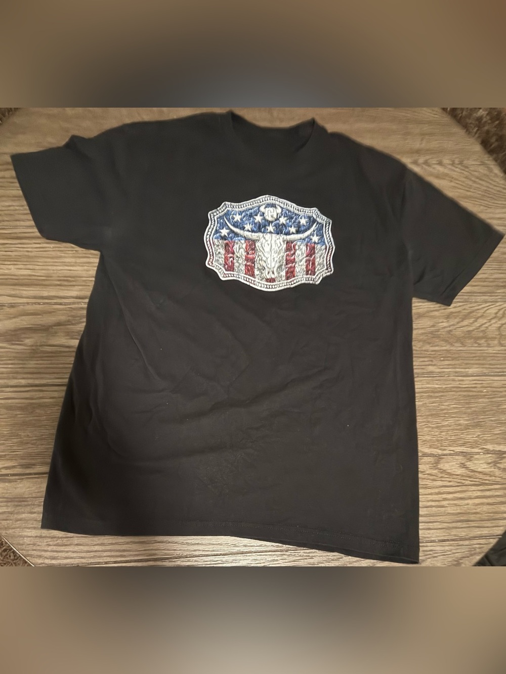 COWBOY HARDWARE MEN'S AMERICAN FLAG BUCKLE SHORT SLEEVE T-SHIRT